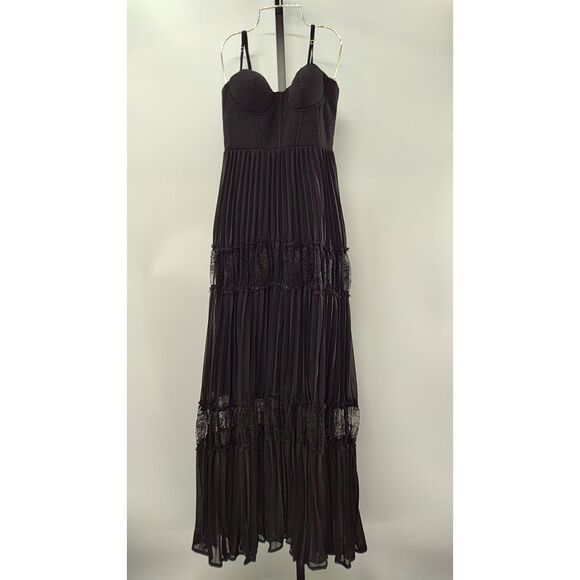 Lulus Dresses & Skirts - Lulu's Black Pleated Lace-Insert Maxi Dress